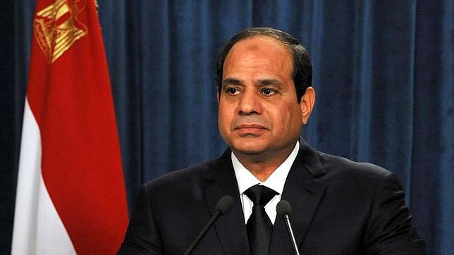 Abdefaltah al Sisi, durante una rueda de prensa por el asesinato de una veintena de coptos egipcios en Libia por los yihadistas, en El Cairo, Egipto